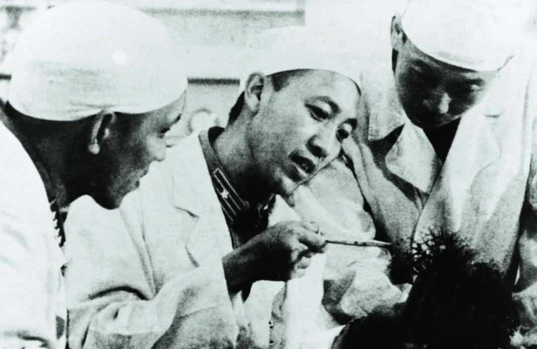 他用一生诠释“医生”，吴孟超院士逝世一周年，我们想您！休闲区蓝鸢梦想 - Www.slyday.coM