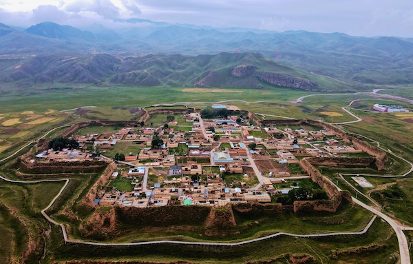 草原,寺庙,古城——来自甘加秘境的诱惑