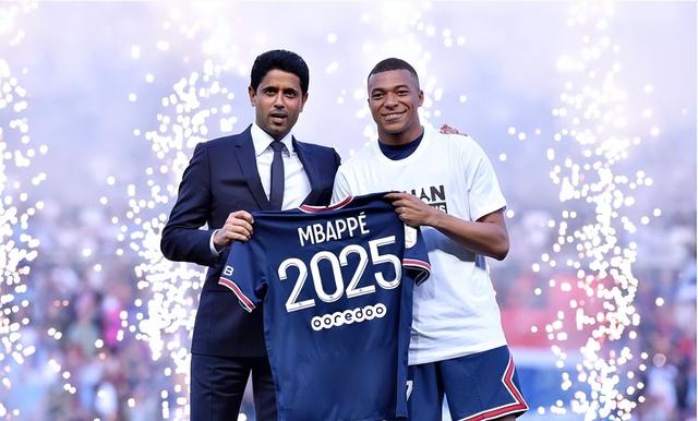 闹剧终结！姆巴佩获1.3亿签字费+5000万欧年薪 与巴黎续约至2025休闲区蓝鸢梦想 - Www.slyday.coM