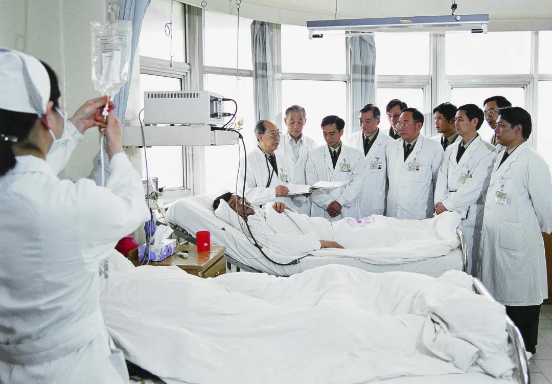 他用一生诠释“医生”，吴孟超院士逝世一周年，我们想您！休闲区蓝鸢梦想 - Www.slyday.coM