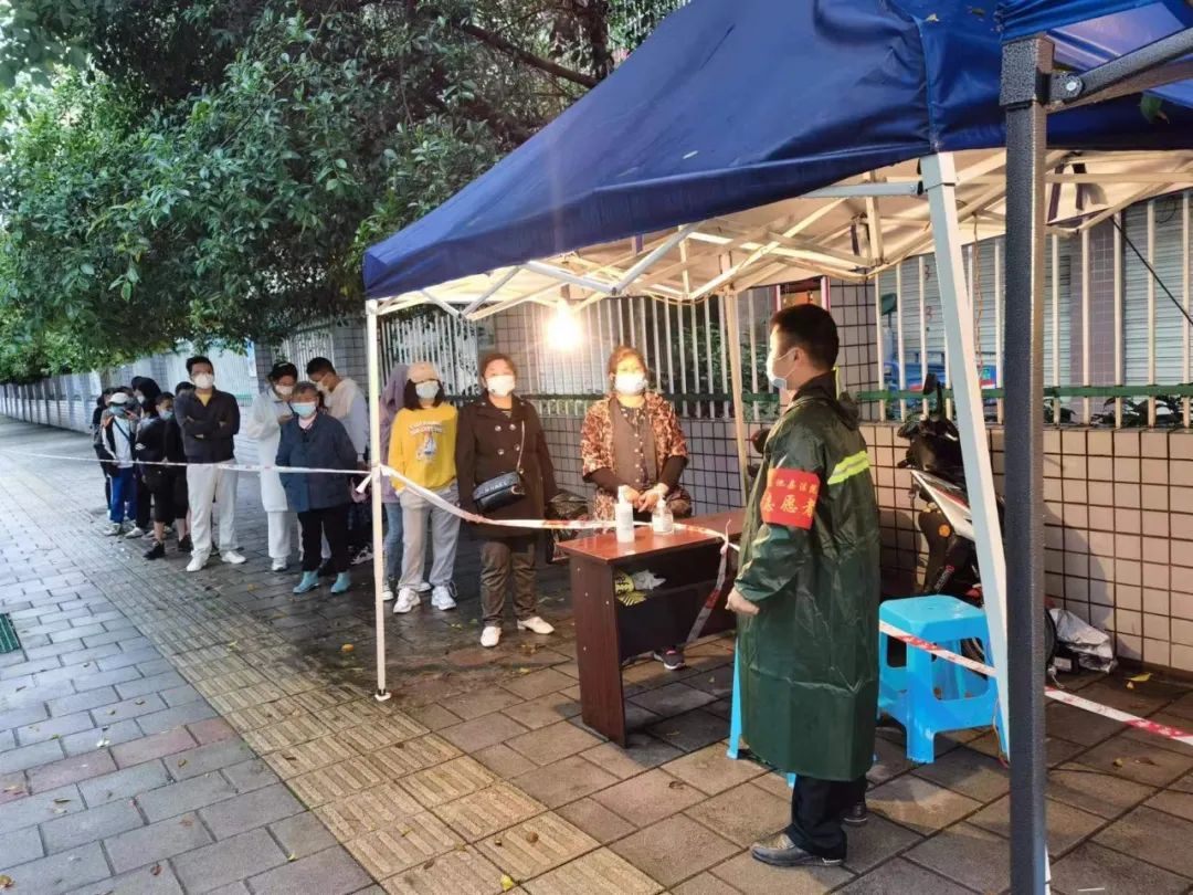 “青力青为”助力疫情防控，广安团组织在行动休闲区蓝鸢梦想 - Www.slyday.coM