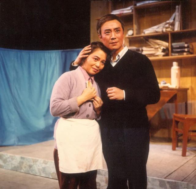 话剧《女市长》 饰 黄炎(右)话剧《清宫外史》 饰 光绪话剧《日出》