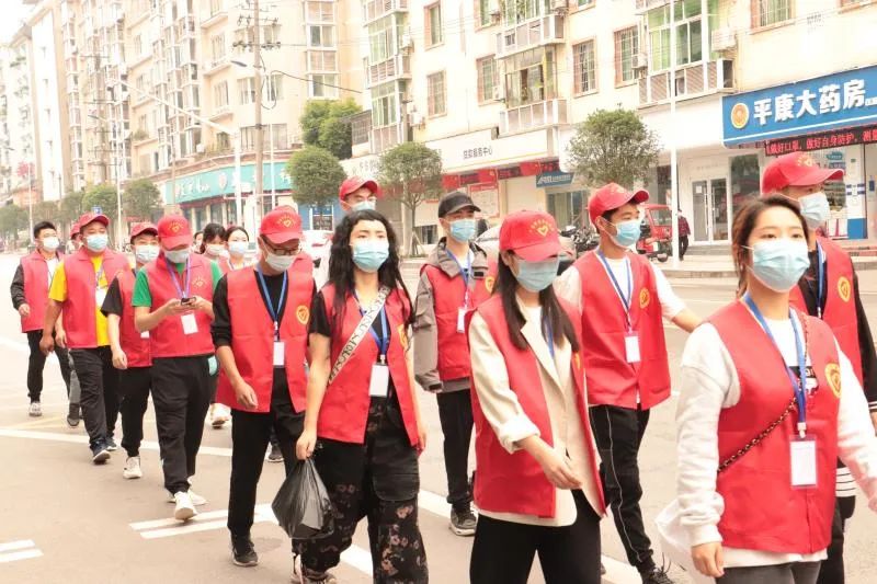 “青力青为”助力疫情防控，广安团组织在行动休闲区蓝鸢梦想 - Www.slyday.coM