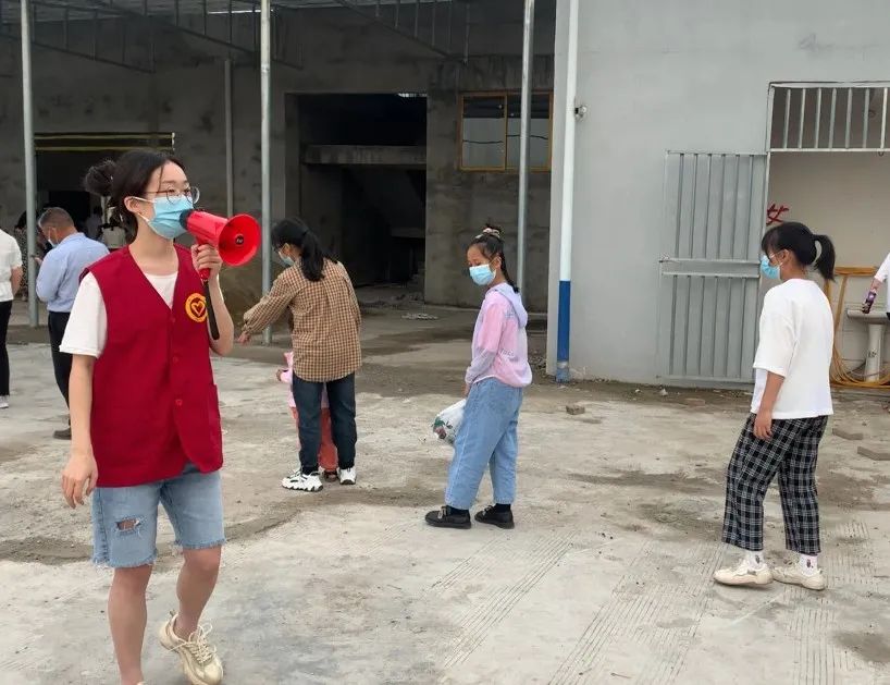 “青力青为”助力疫情防控，广安团组织在行动休闲区蓝鸢梦想 - Www.slyday.coM