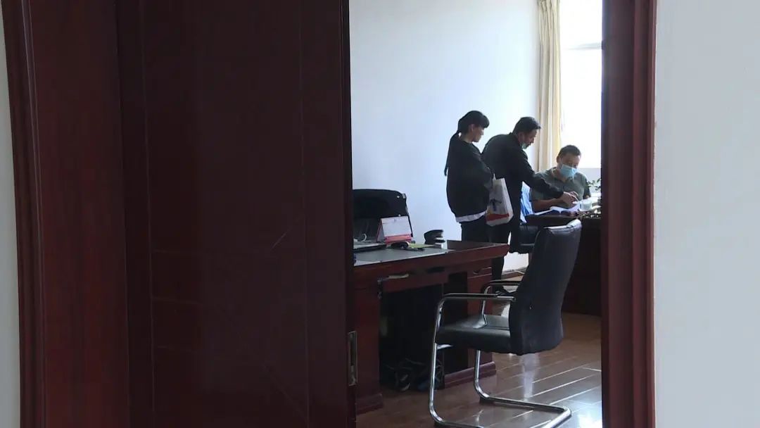 “零首付”购机陷“消费贷”骗局，弥渡公安历时五年侦查追回21.2万元休闲区蓝鸢梦想 - Www.slyday.coM