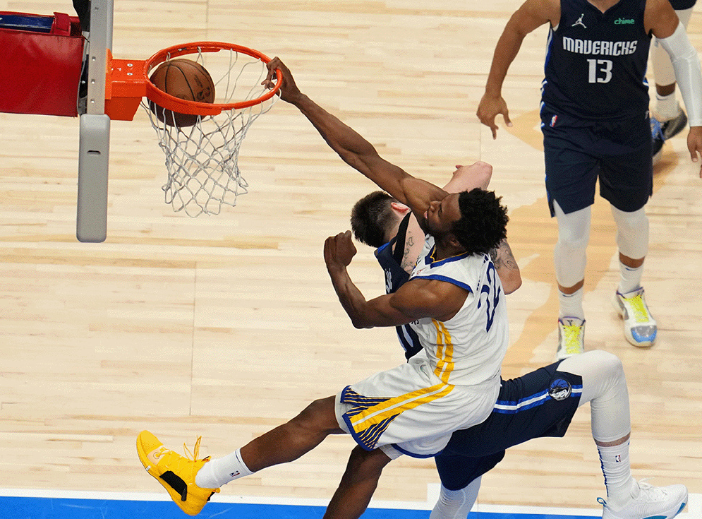 勇士拿到赛点,三大功臣出炉!库里兜底,维金斯凶狠隔扣东契奇休闲区蓝鸢梦想 - Www.slyday.coM 勇士拿到赛点,三大功臣出炉!库里兜底,维金斯凶狠隔扣东契奇休闲区蓝鸢梦想 - Www.slyday.coM