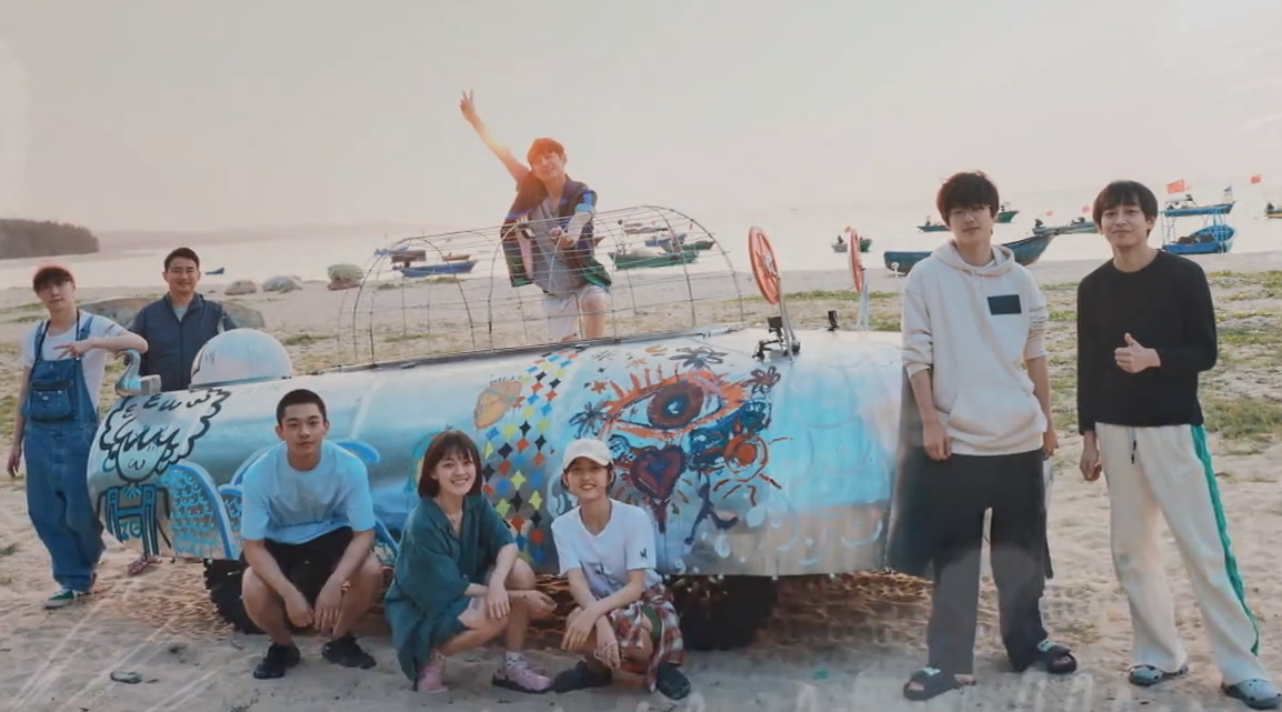 张宥浩做客向往6离开时强拉张子枫的手不怪观众不喜欢