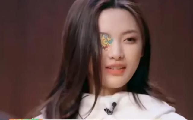 杨超越能成为娱乐圈的宠儿,真不是没道理,连李成儒都忍不住夸她休闲区蓝鸢梦想 - Www.slyday.coM 杨超越能成为娱乐圈的宠儿,真不是没道理,连李成儒都忍不住夸她休闲区蓝鸢梦想 - Www.slyday.coM