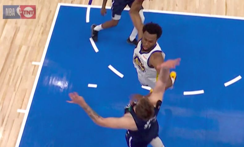 热搜第一！维金斯27＋11扣翻东契奇引爆NBA 刷4纪录美记刷屏盛赞休闲区蓝鸢梦想 - Www.slyday.coM