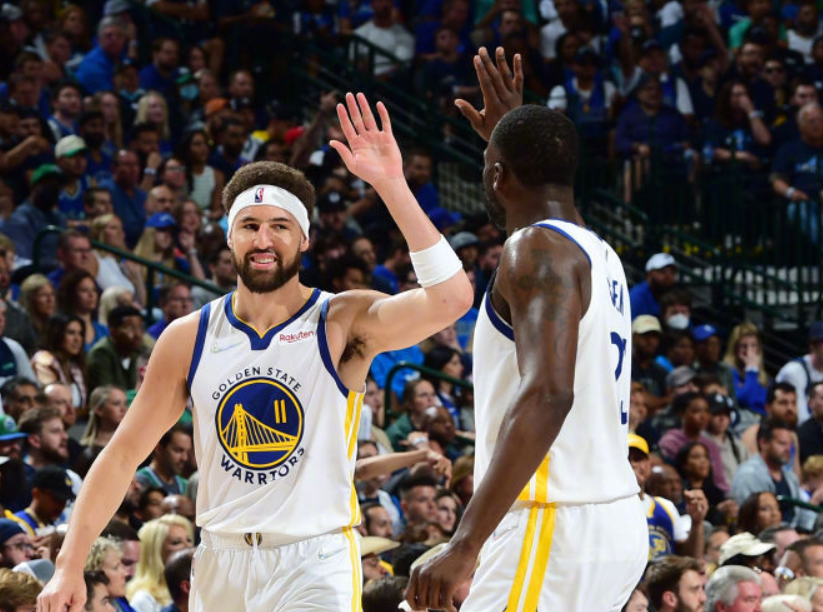 勇士拿到赛点,三大功臣出炉!库里兜底,维金斯凶狠隔扣东契奇休闲区蓝鸢梦想 - Www.slyday.coM 勇士拿到赛点,三大功臣出炉!库里兜底,维金斯凶狠隔扣东契奇休闲区蓝鸢梦想 - Www.slyday.coM