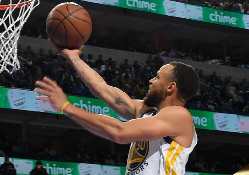 勇士拿到赛点,三大功臣出炉!库里兜底,维金斯凶狠隔扣东契奇休闲区蓝鸢梦想 - Www.slyday.coM 勇士拿到赛点,三大功臣出炉!库里兜底,维金斯凶狠隔扣东契奇休闲区蓝鸢梦想 - Www.slyday.coM