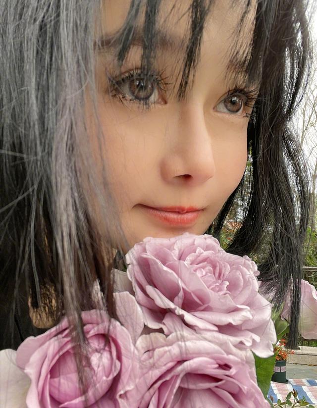 好美!冉莹颖将上海豪宅装扮成仙境,颜值堪比仙女,邹市明有福了休闲区蓝鸢梦想 - Www.slyday.coM 好美!冉莹颖将上海豪宅装扮成仙境,颜值堪比仙女,邹市明有福了休闲区蓝鸢梦想 - Www.slyday.coM