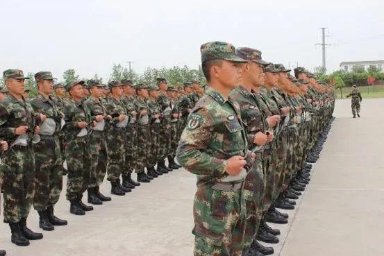 锋芒初露直击火箭军某部新兵考核现场