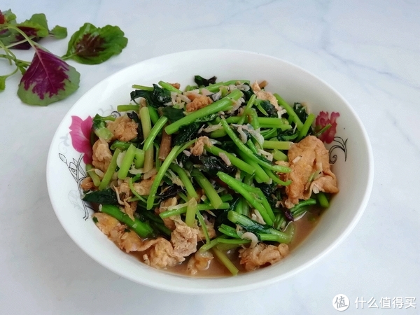 夏天，这菜很适合女人，一斤5元，补钙补铁气色好，还可以减肥休闲区蓝鸢梦想 - Www.slyday.coM