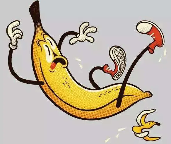 女子一个动作，要赔近2万元休闲区蓝鸢梦想 - Www.slyday.coM