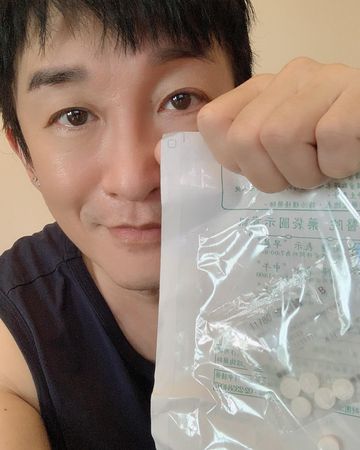 8位台湾艺人先后感染新冠，个个家喻户晓，有人一家五口同时确诊休闲区蓝鸢梦想 - Www.slyday.coM