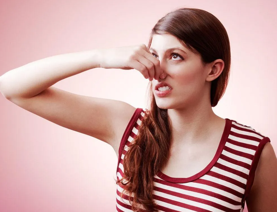 令人窒息的尸臭！人死后一百天内不处理，尸体会出现什么变化？休闲区蓝鸢梦想 - Www.slyday.coM