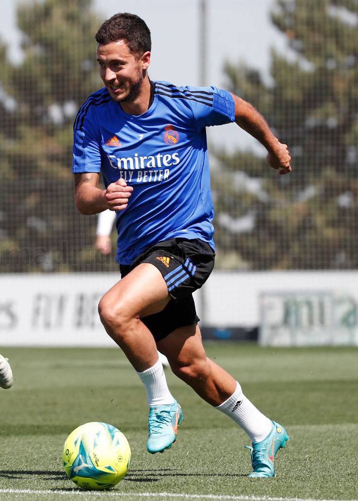 阿斯阿扎尔在训练中表现出巨大的进步