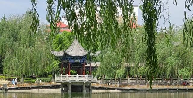 当我决定，放弃你！（戳心泪目）休闲区蓝鸢梦想 - Www.slyday.coM