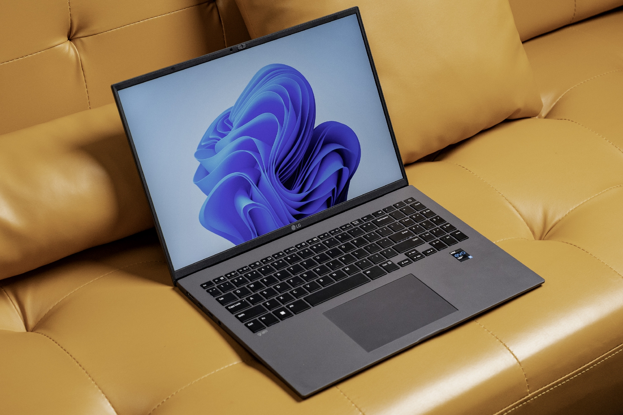 lg gram 16 2022款体验:依然是windows阵营中的轻薄本标杆__财经头条