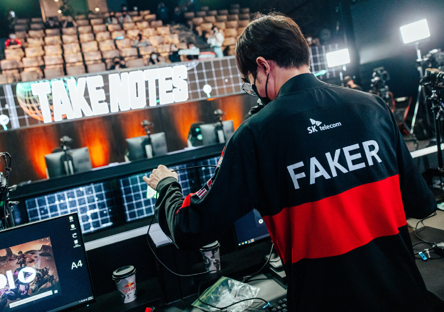 MSI对抗赛积分形势一览:RNG已经确定晋级,赢一场即可小组第一休闲区蓝鸢梦想 - Www.slyday.coM MSI对抗赛积分形势一览:RNG已经确定晋级,赢一场即可小组第一休闲区蓝鸢梦想 - Www.slyday.coM