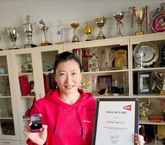 国羽战绩惨淡技术亟需加强47岁张宁承担重任李永波没看错人