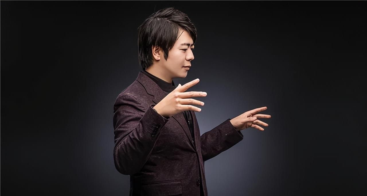 周杰伦的明星粉丝,王俊凯热巴杨颖铁粉,还有一个让人想不到休闲区蓝鸢梦想 - Www.slyday.coM 周杰伦的明星粉丝,王俊凯热巴杨颖铁粉,还有一个让人想不到休闲区蓝鸢梦想 - Www.slyday.coM