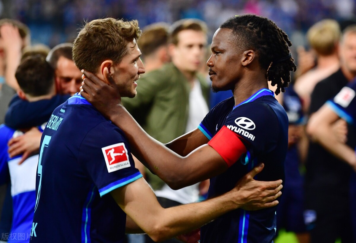 德甲最新战报 惨遭翻盘 连续不降级曾超拜仁的老牌劲旅又冲甲失败