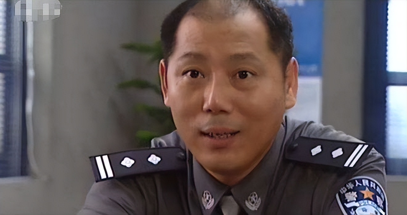 我已经签了《重案六组》,8月1号开机,您这不也是8月1号!