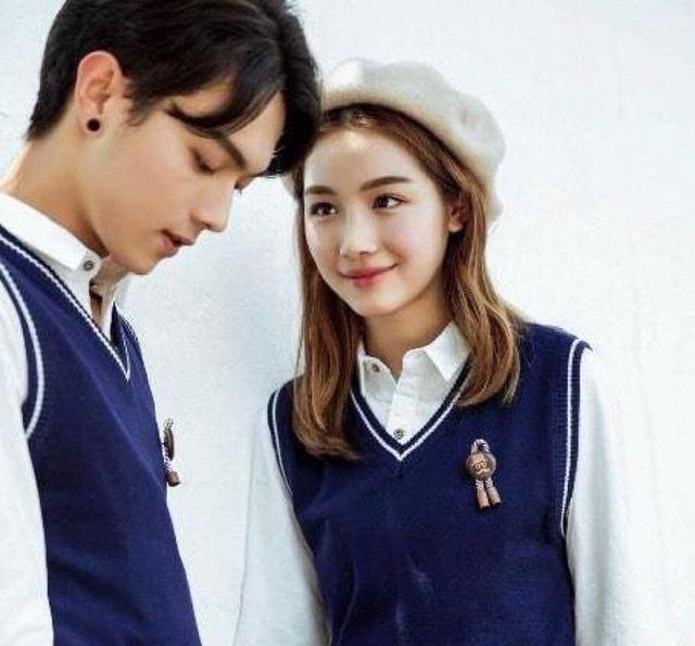 2月在古装美食剧《尚食》中,她与前男友许凯合作了一回夫妻档,饰演了