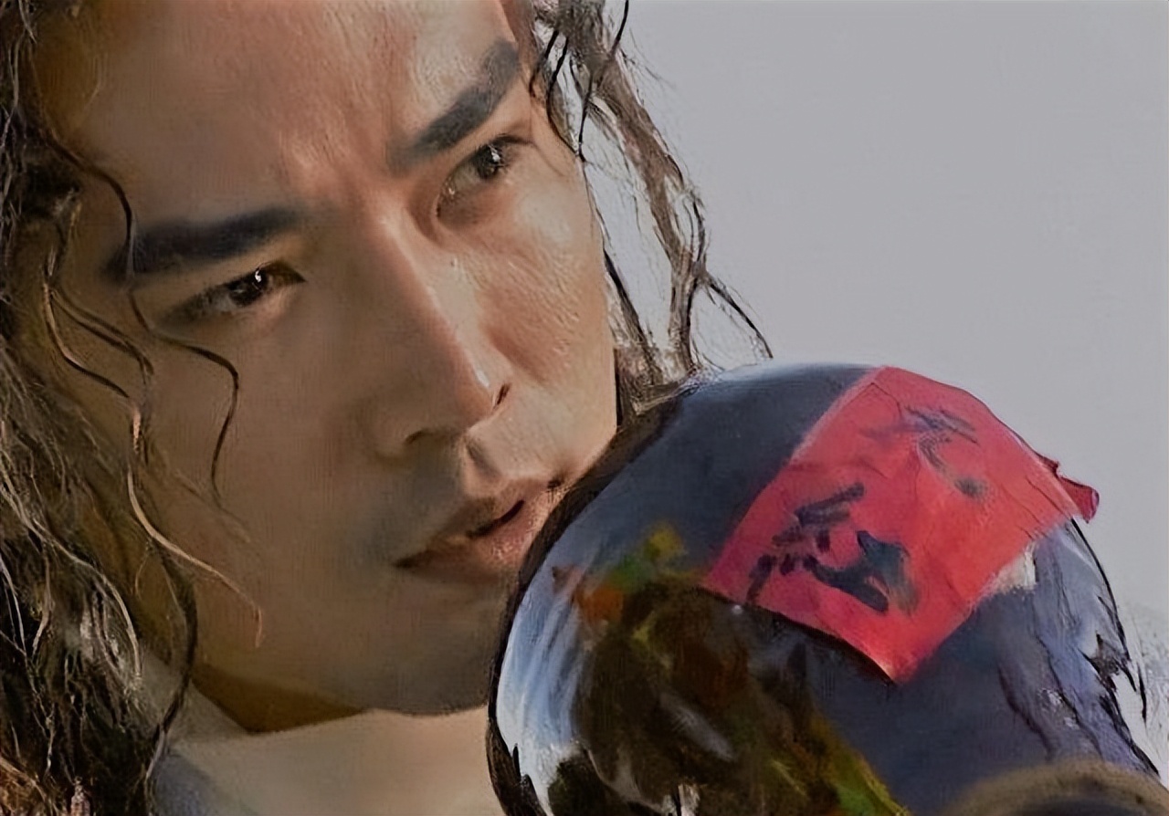 同样是演小李探花,把焦恩俊和关礼杰放到一起,差别就