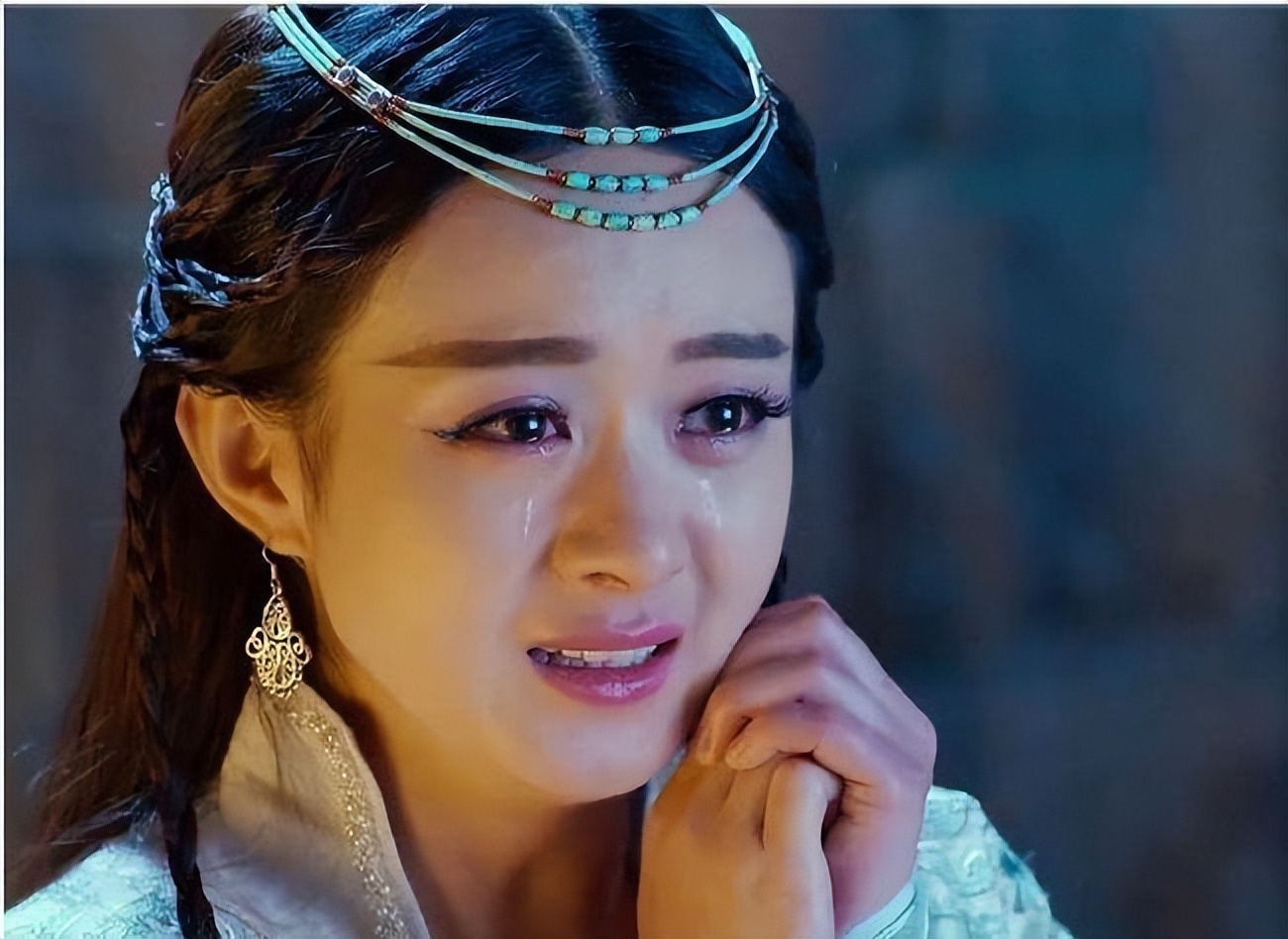 同为仙女落泪把娜扎杨颖和秦岚放一起差距一目了然