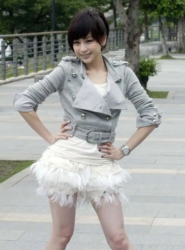 王心凌的跌宕情史，错爱3个男人致声誉受损，40岁凭回忆杀翻红休闲区蓝鸢梦想 - Www.slyday.coM