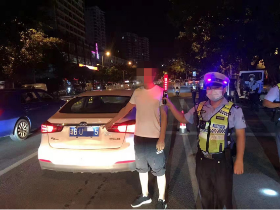 3名驾驶人酒驾被三亚交警查获！