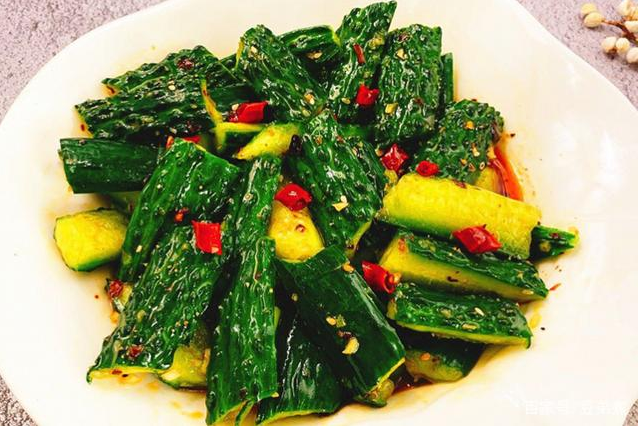 黄瓜也成健康“杀手”？90％的人却浑然不知！老人最易中招，一定小心！