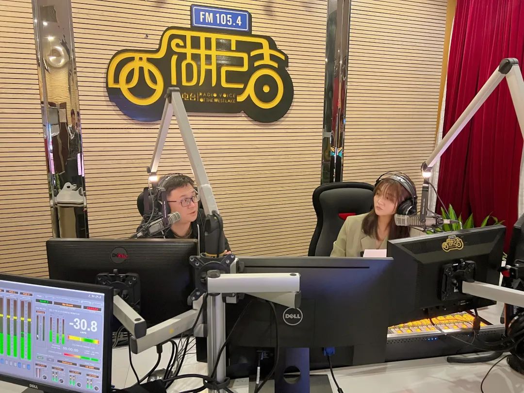 “整只手都在抖！”因为这事，杭州有家长比孩子还焦虑：该怎么办……休闲区蓝鸢梦想 - Www.slyday.coM