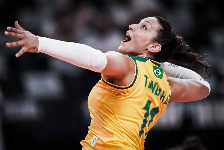 巴西女排坦达拉不满被禁赛4年奥运半决赛前被发现银牌难收回