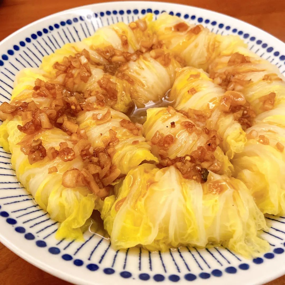 清淡却下饭的虾滑白菜卷打赌你吃一次就忘不了