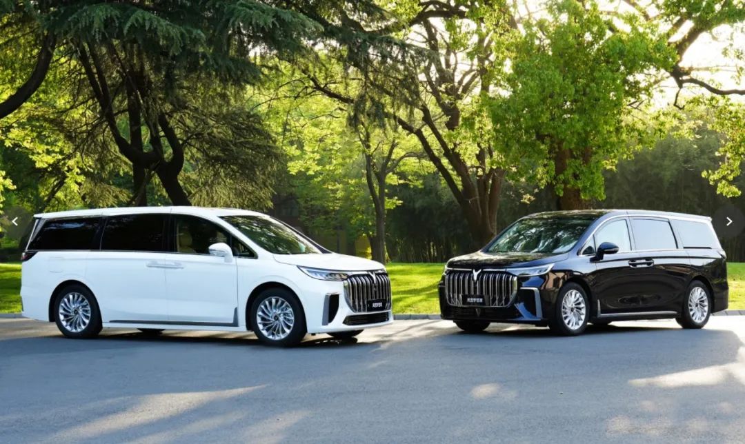 梦想家对比GL8，38万多的豪华MPV怎么选？