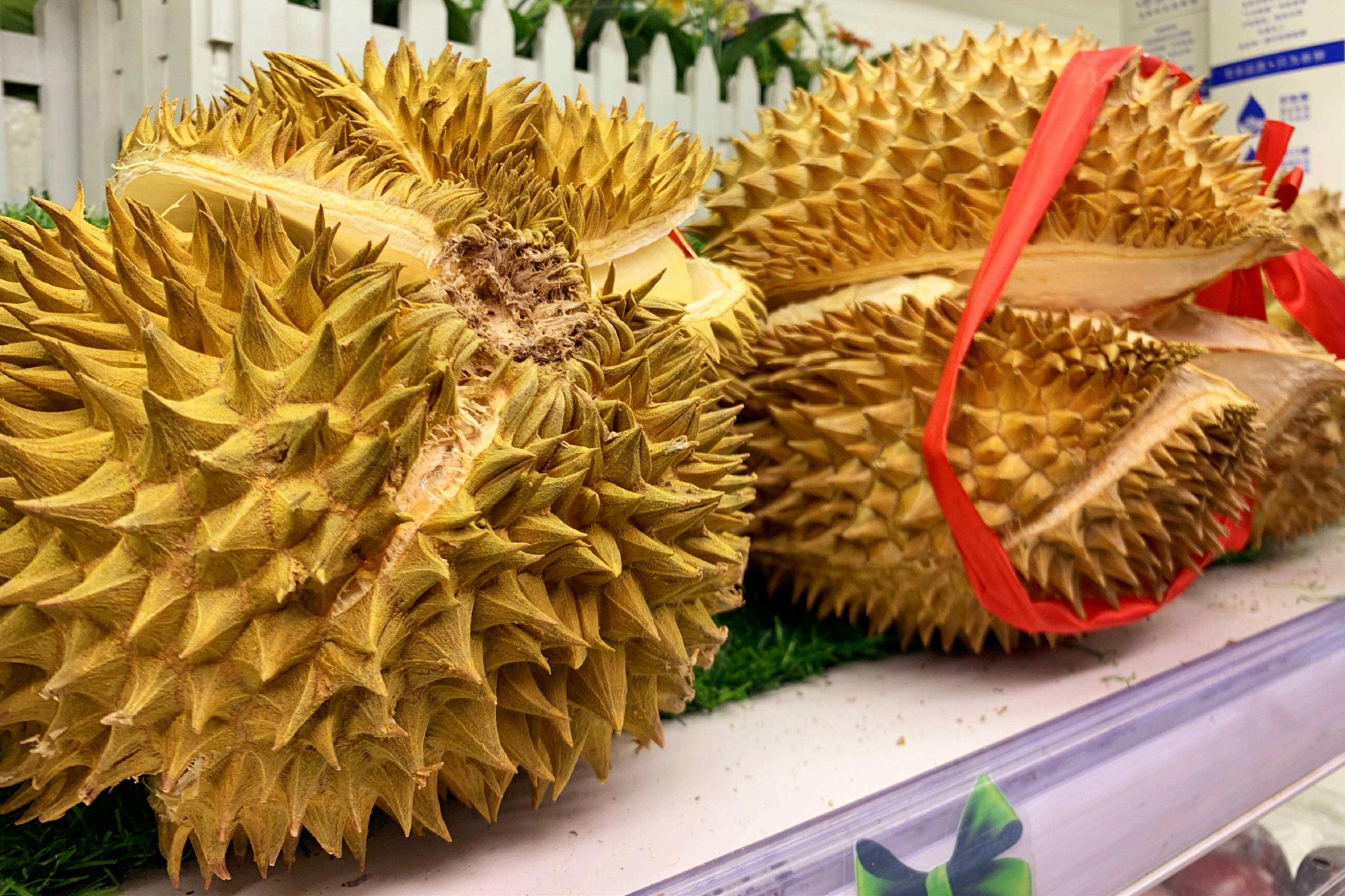 榴莲还买开裂的教你4招选到母榴莲肉多皮薄一挑一个准