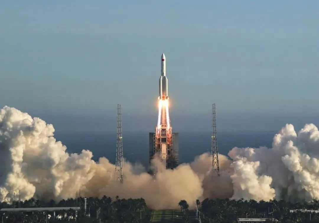 长征五号b遥四火箭最后一台发动机顺利完成推力量级达50吨