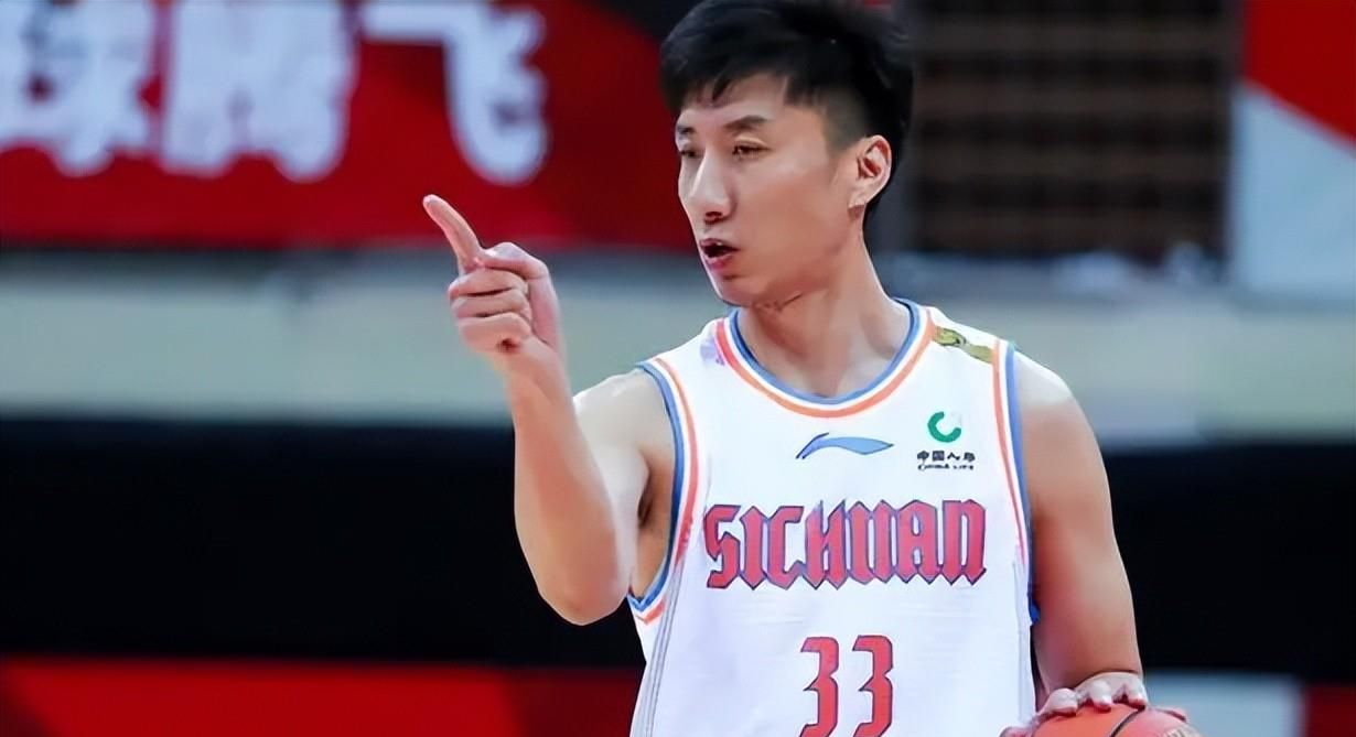 老将离队,韩硕成助理教练,曾凡博平框扣篮|cba|常林|曾凡博_新浪新闻