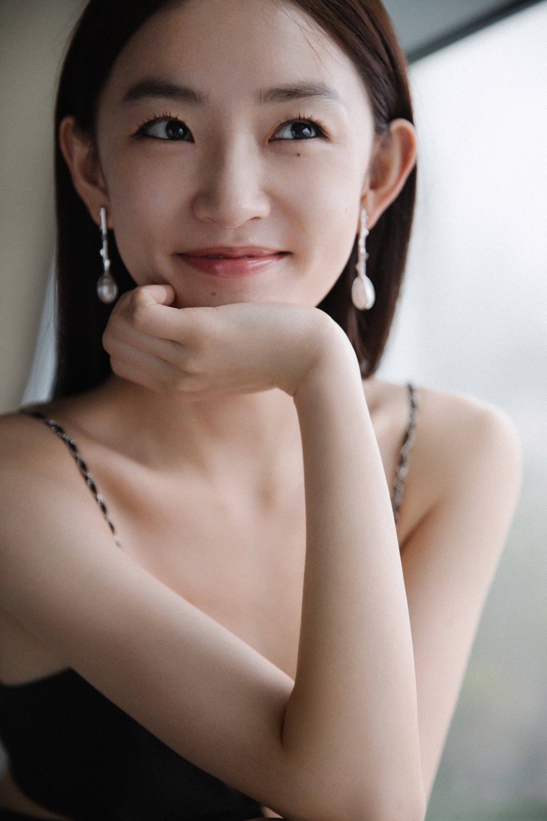 *周依然 不愧是舞蹈出身,这气质太绝了|周依然_新浪新闻