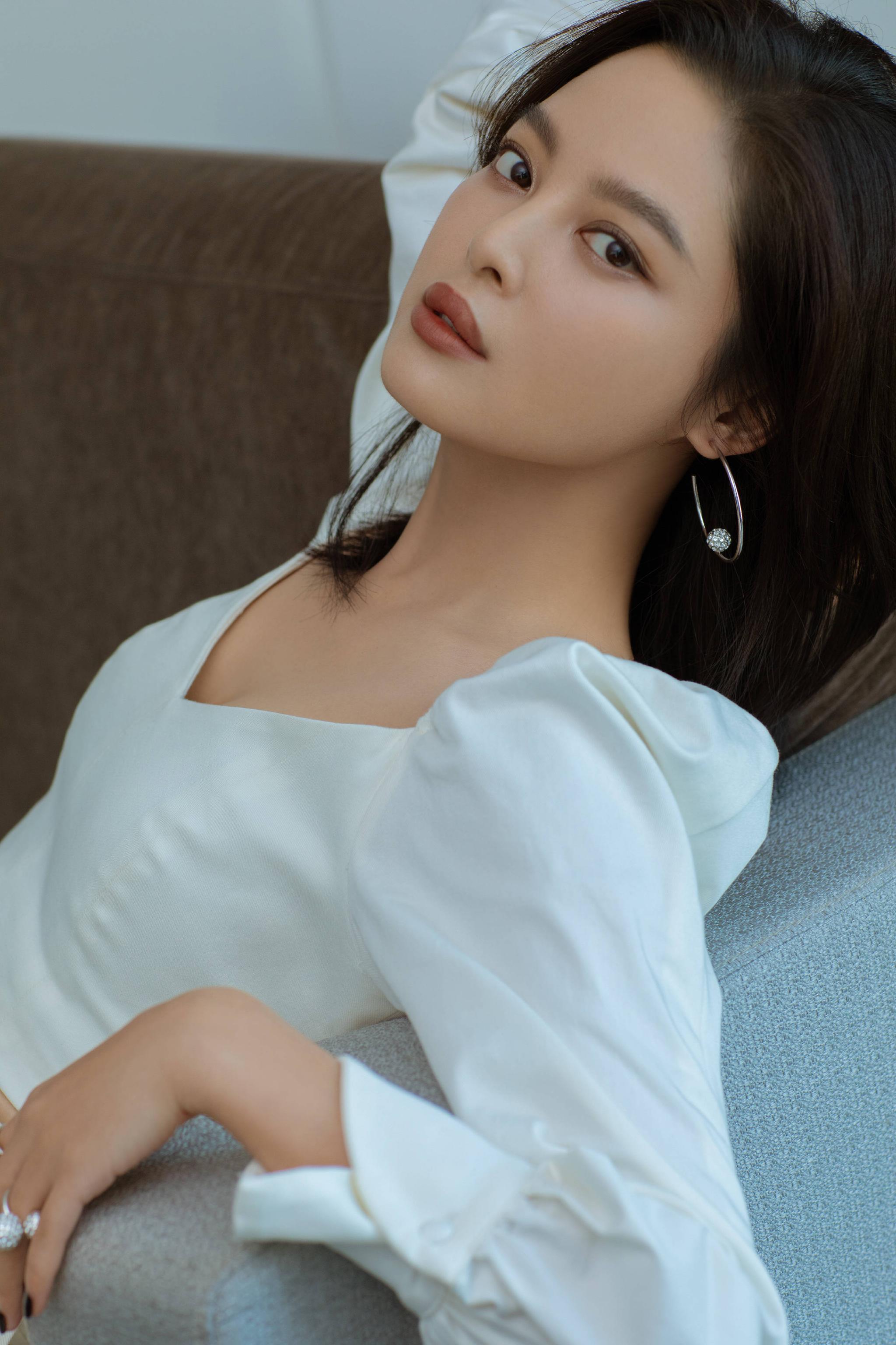 辛芷蕾冷艳但韵味120的美人