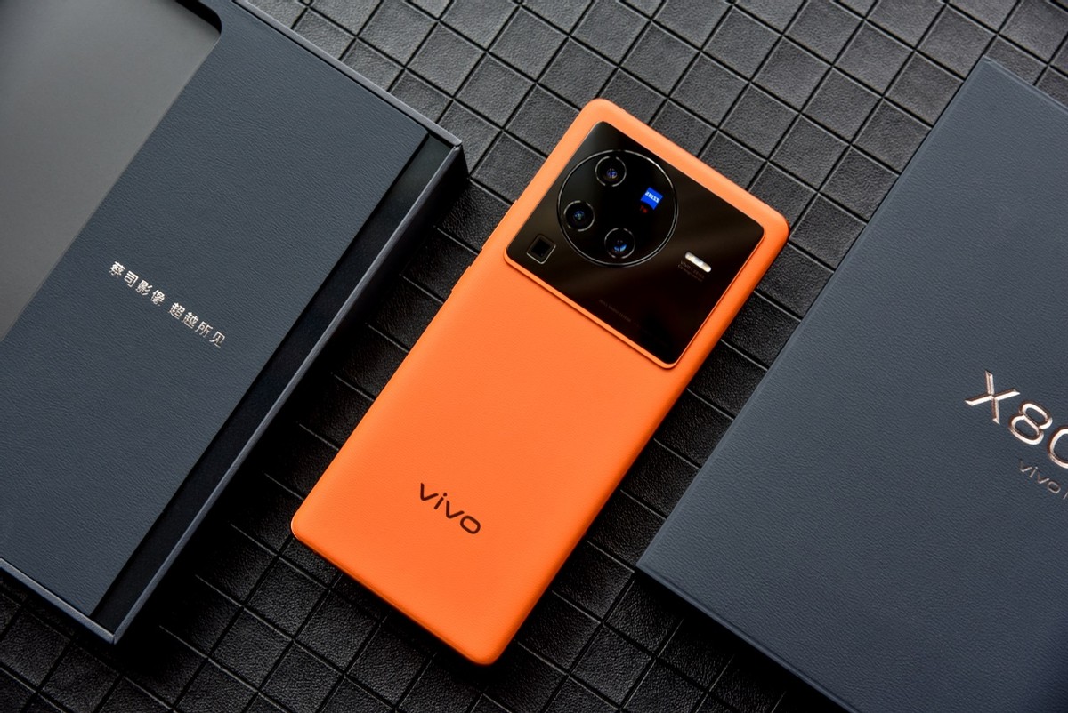 vivo x80 pro上手评测,旗舰性能 优秀摄影效果,会是水桶机吗?