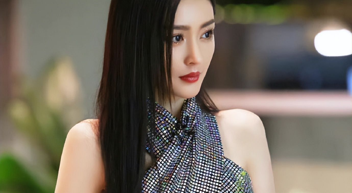 张天爱浪姐3热度太瘦与改年龄上热搜情商获赞恋情出乎意料