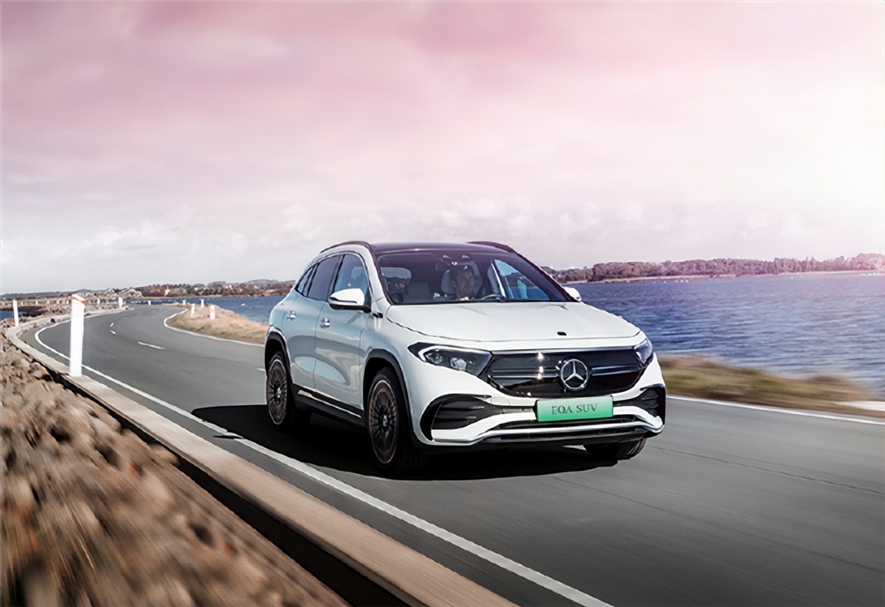 刚上市就优惠8万奔驰eqa真的卖不动吗