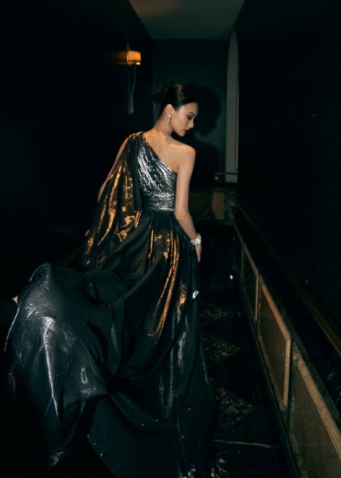 95后超模贺聪:成功并不是偶然休闲区蓝鸢梦想 - Www.slyday.coM 95后超模贺聪:成功并不是偶然休闲区蓝鸢梦想 - Www.slyday.coM