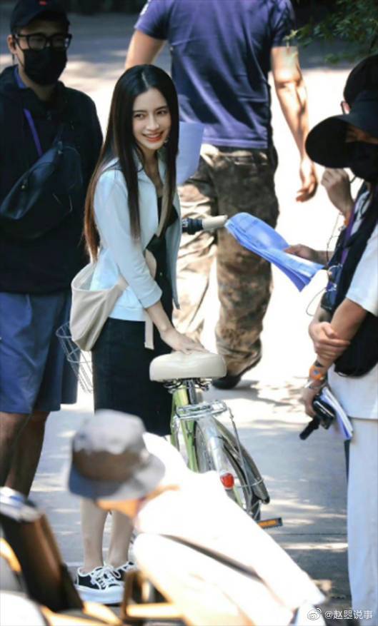 baby录制《萌探2》cos杉菜造型,黑长直梦回早期角色!休闲区蓝鸢梦想 - Www.slyday.coM baby录制《萌探2》cos杉菜造型,黑长直梦回早期角色!休闲区蓝鸢梦想 - Www.slyday.coM