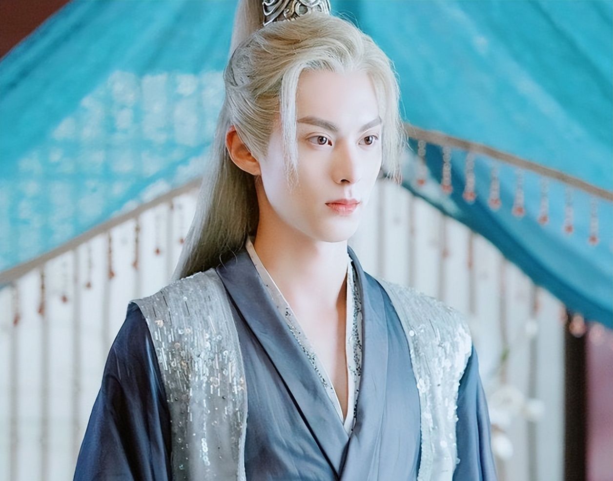 白发美男全靠脸马天宇刘学义惊艳时光王鹤棣却让人无力吐槽